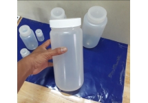 Gia công chai nhựa HDPE